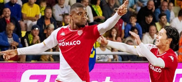 乐鱼体育官网-包含热那亚主教练精心研究对手，力争继续保持不败的词条