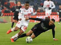 乐鱼体育投注-欧预赛比赛胜负悬殊，实力对比明显