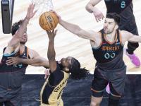 乐鱼体育app-猛龙后卫神勇表现，率队击败对手