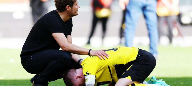 乐鱼体育网站入口-临近终场哨声，球队奋力拼搏誓夺胜利