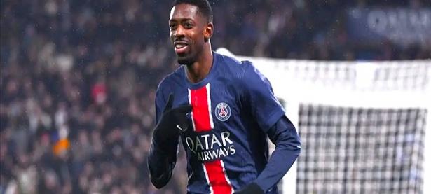 乐鱼体育登录入口-巴黎圣日耳曼豪取十连胜，霸气登顶