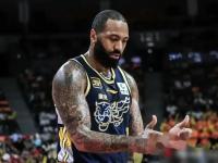 乐鱼体育app-广东队在CBA季后赛中打出绝杀，被誉为弹幕炸裂