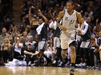 乐鱼体育下载-太阳对决马刺，谁能笑到最后？