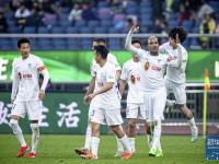 乐鱼体育网页版入口-球员们拼尽全力，中超联赛赛场燃情开战的简单介绍