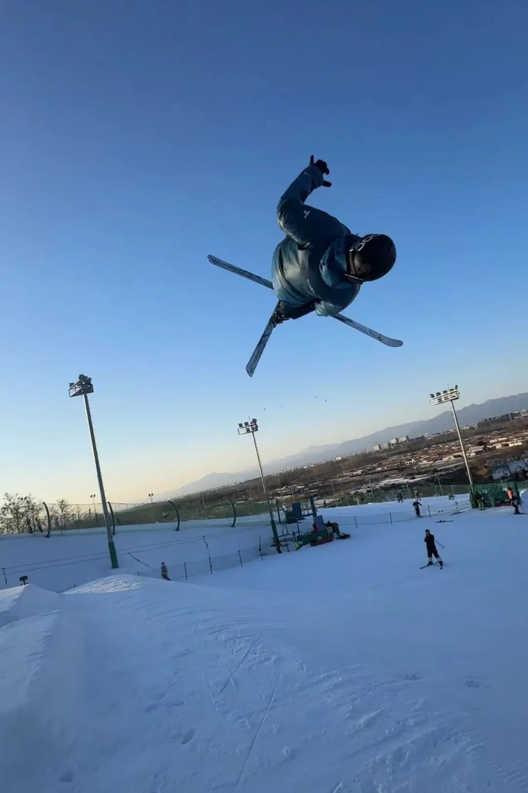 瑞典选手勇夺滑雪板项目银牌 瑞典选手勇夺滑雪板项目银牌