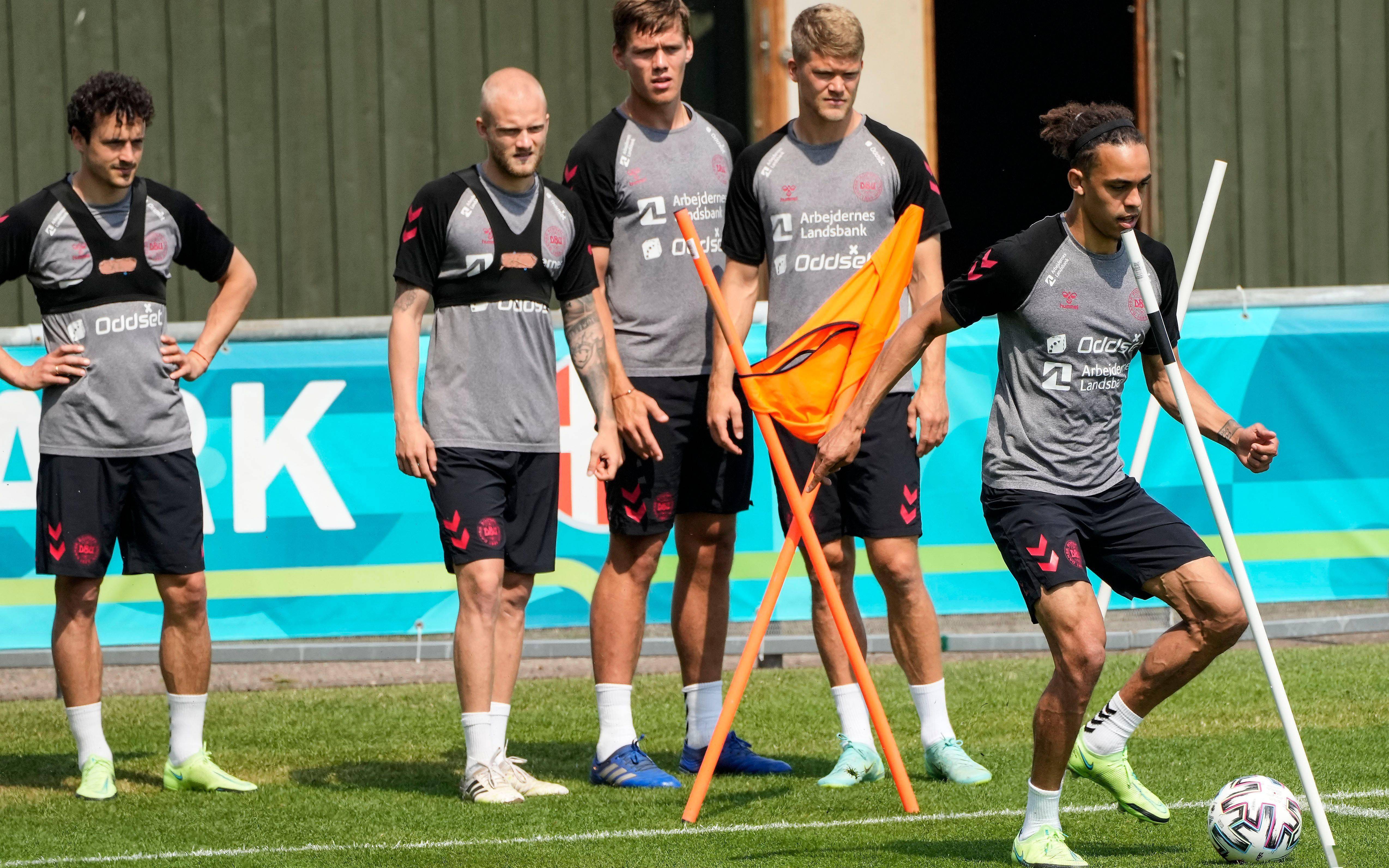 俄罗斯队技术团队训练密集,力求适应赛场的简单介绍 俄罗斯队技术团队训练密集,力求适应赛场的简单介绍