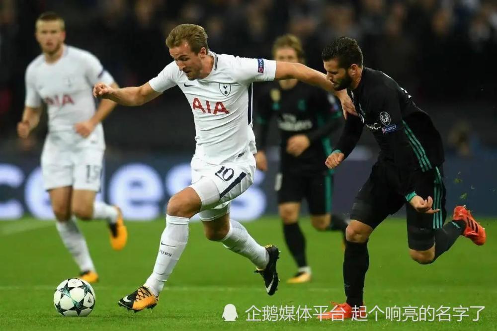 圣埃蒂安逆转特鲁瓦,赢得胜利 圣埃蒂安逆转特鲁瓦,赢得胜利