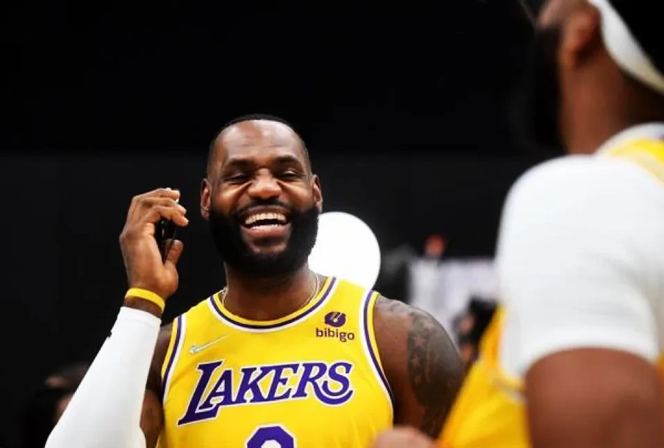 包含瓦妮莎-布莱恩特将出任洛杉矶湖人队总经理的词条 包含瓦妮莎-布莱恩特将出任洛杉矶湖人队总经理的词条