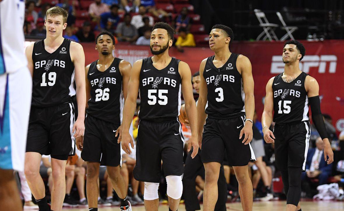 关于小牛队迎来新主帅,打造新赛季阵容的信息 关于小牛队迎来新主帅,打造新赛季阵容的信息