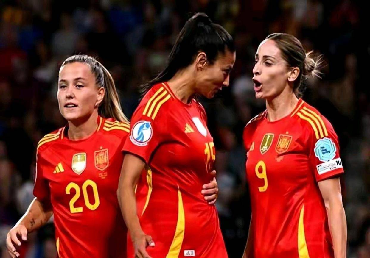 包含全球体育焦点:女足赛事展现实力的词条 包含全球体育焦点:女足赛事展现实力的词条