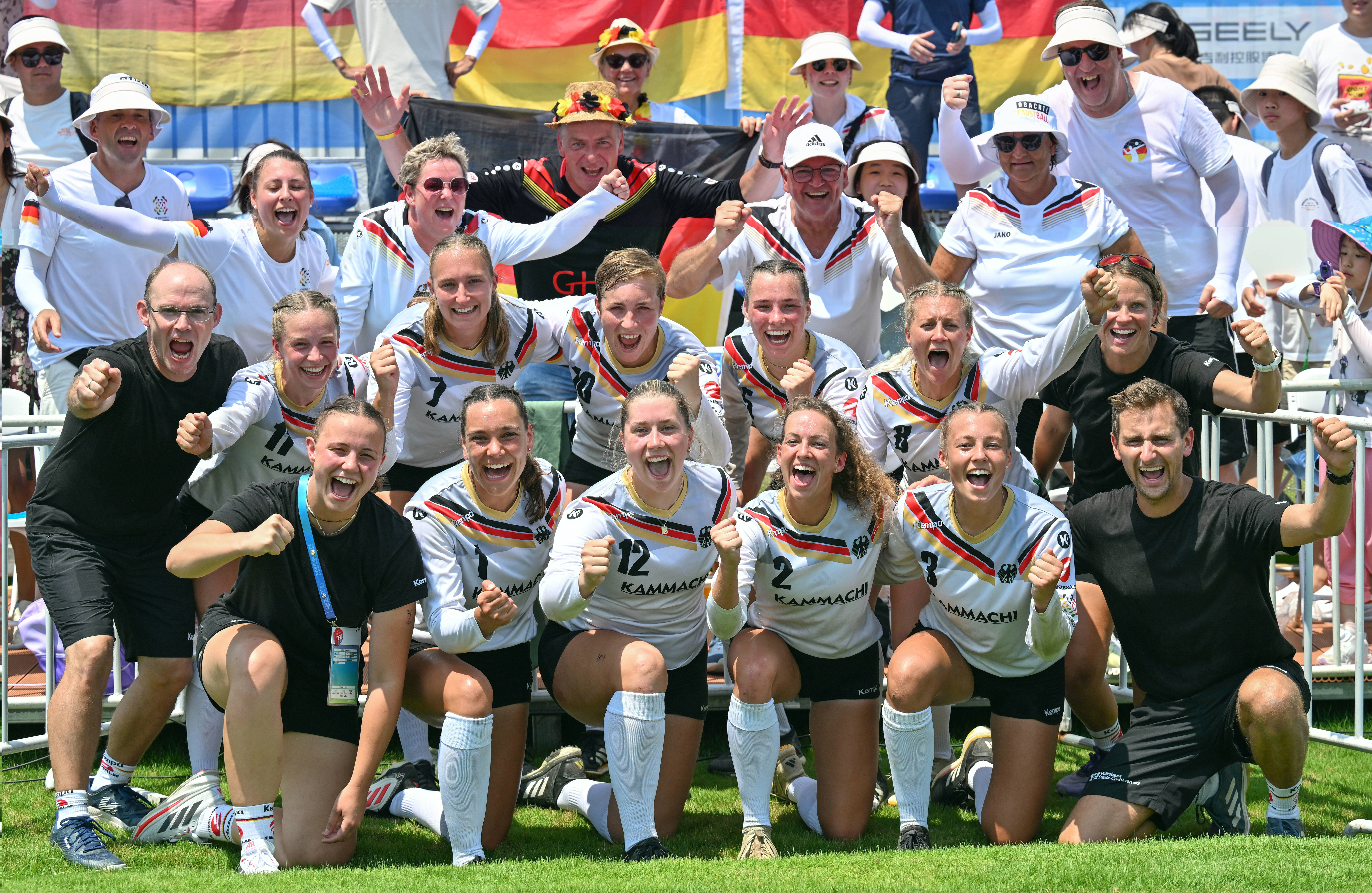 奥地利队在比赛中表现出色取胜 奥地利队在比赛中表现出色取胜