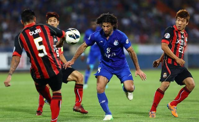 包含釜山逼平悉尼，险胜晋级下一轮的词条