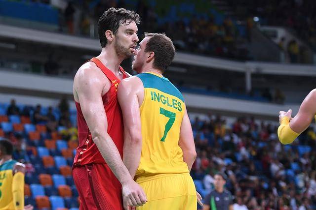 包含澳洲队在本赛季大放异彩,赢得了大家的尊重的词条 包含澳洲队在本赛季大放异彩,赢得了大家的尊重的词条