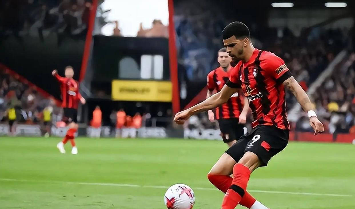 包含伯恩茅斯主场不敌曼城，遭遇连败的词条