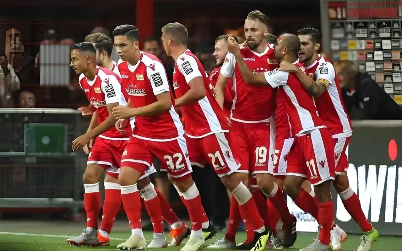 包含弗赖堡主场取胜,继续保持稳定表现的词条 包含弗赖堡主场取胜,继续保持稳定表现的词条