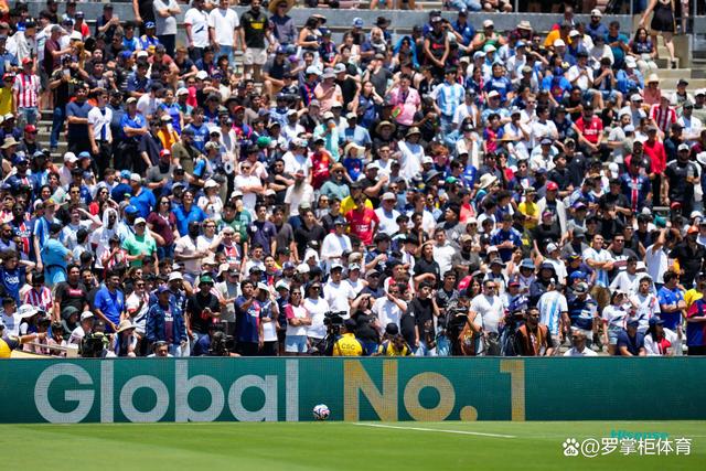 关于火爆!球队大胜对手,跻身下一轮的信息 关于火爆!球队大胜对手,跻身下一轮的信息