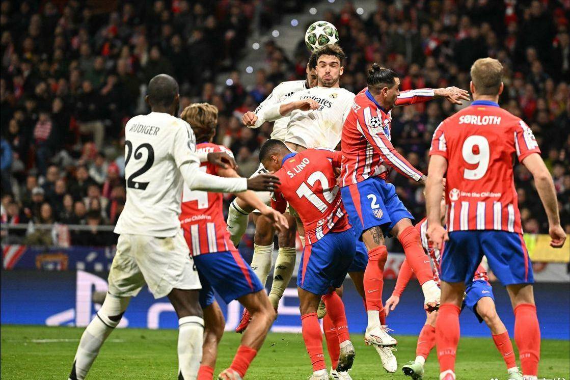 关于拜仁大胜皇马,豪取欧冠八强席位的信息 关于拜仁大胜皇马,豪取欧冠八强席位的信息