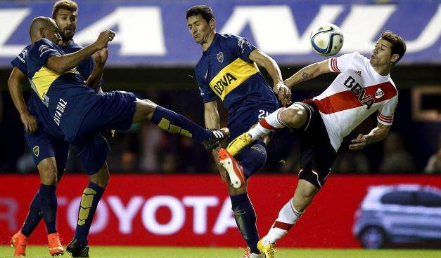 南美劲旅在比赛中碾压对手 南美劲旅在比赛中碾压对手