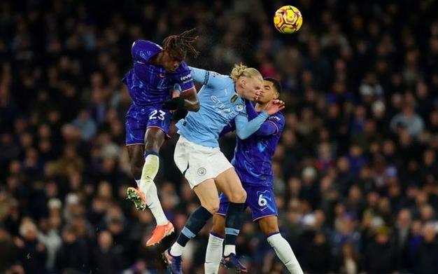 曼城逆袭跻身联赛前四!切尔西惊现颓势的简单介绍 曼城逆袭跻身联赛前四!切尔西惊现颓势的简单介绍