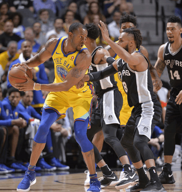 老鹰成功逆转马刺,取得关键胜利的简单介绍 老鹰成功逆转马刺,取得关键胜利的简单介绍