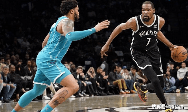 篮网力压鹈鹕夺得胜利